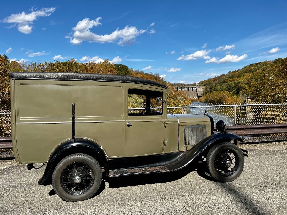 Ford-model-a-panel-delivery-truck-1930-8