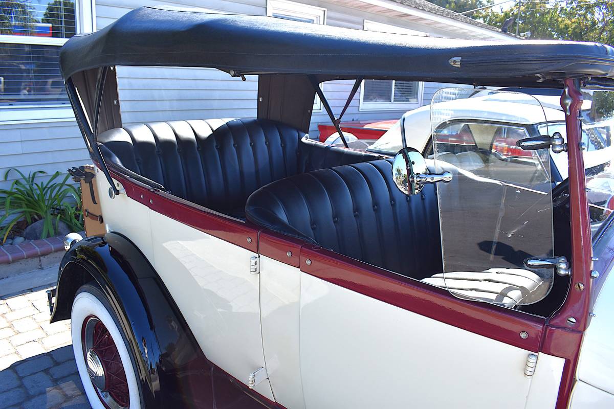 Ford-model-a-phaeton-1928-custom-11