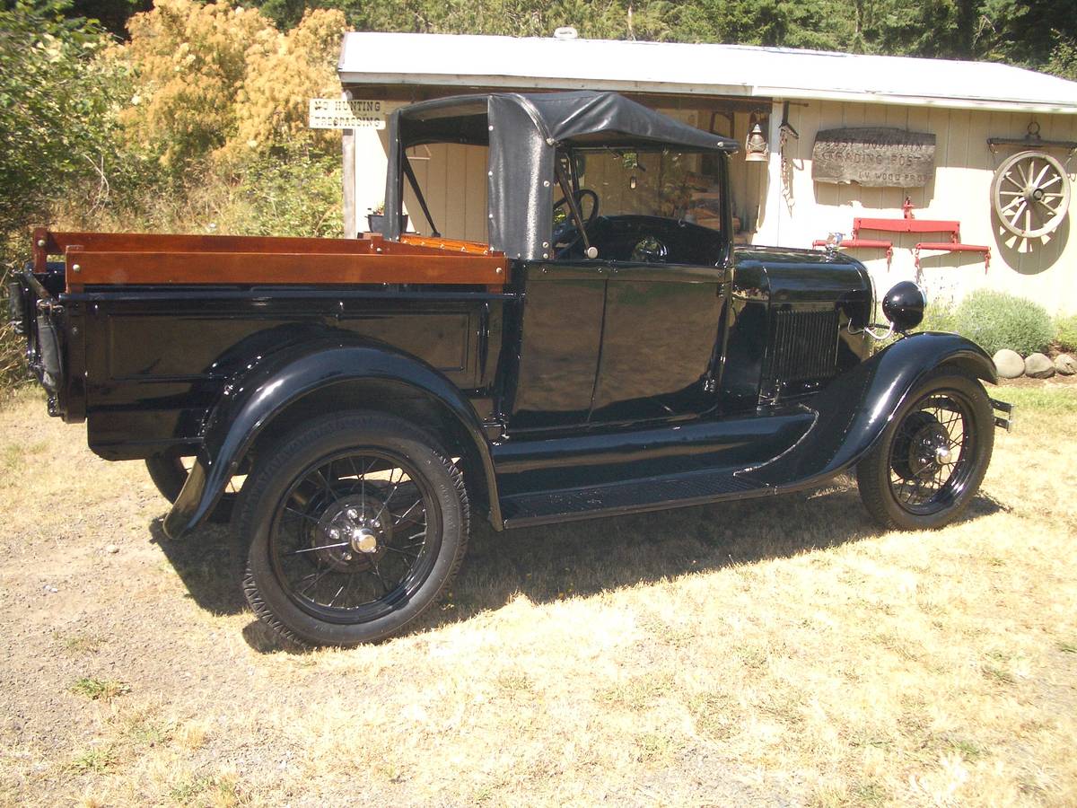 Ford-model-a-roadster-1929-black-11
