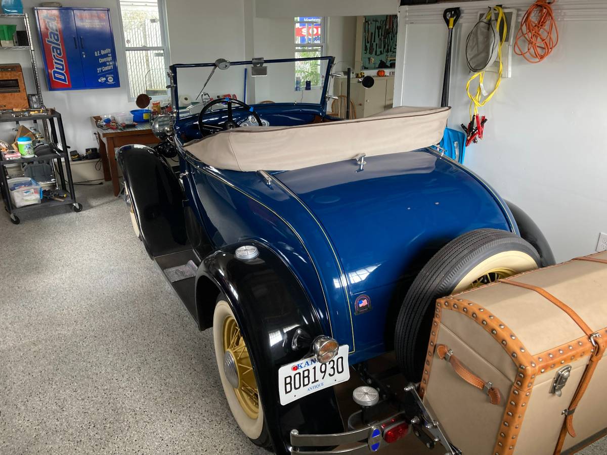 Ford-model-a-roadster-1930-blue-2