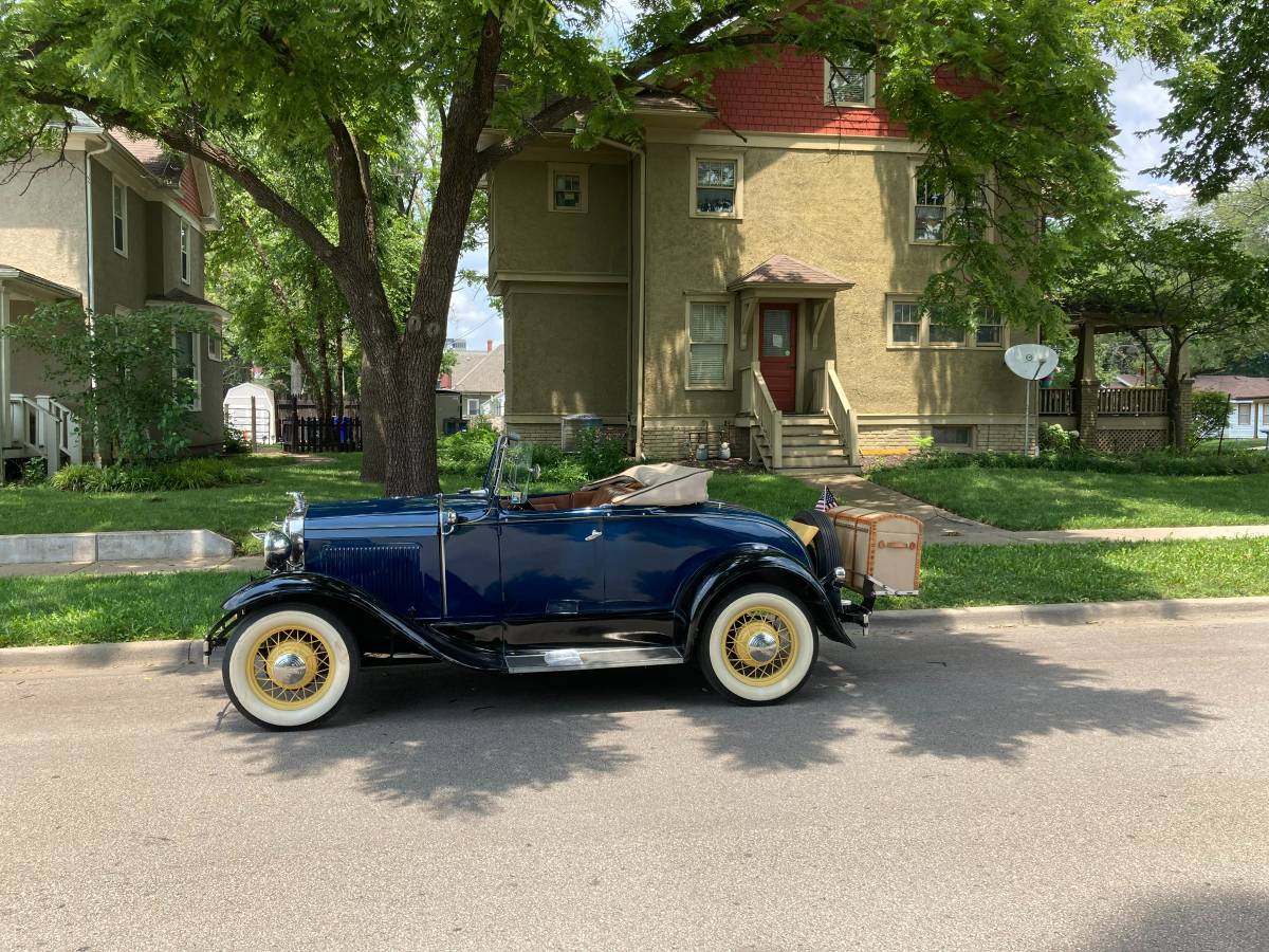 Ford-model-a-roadster-1930-blue-3