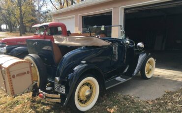 Ford-model-a-roadster-1930-blue