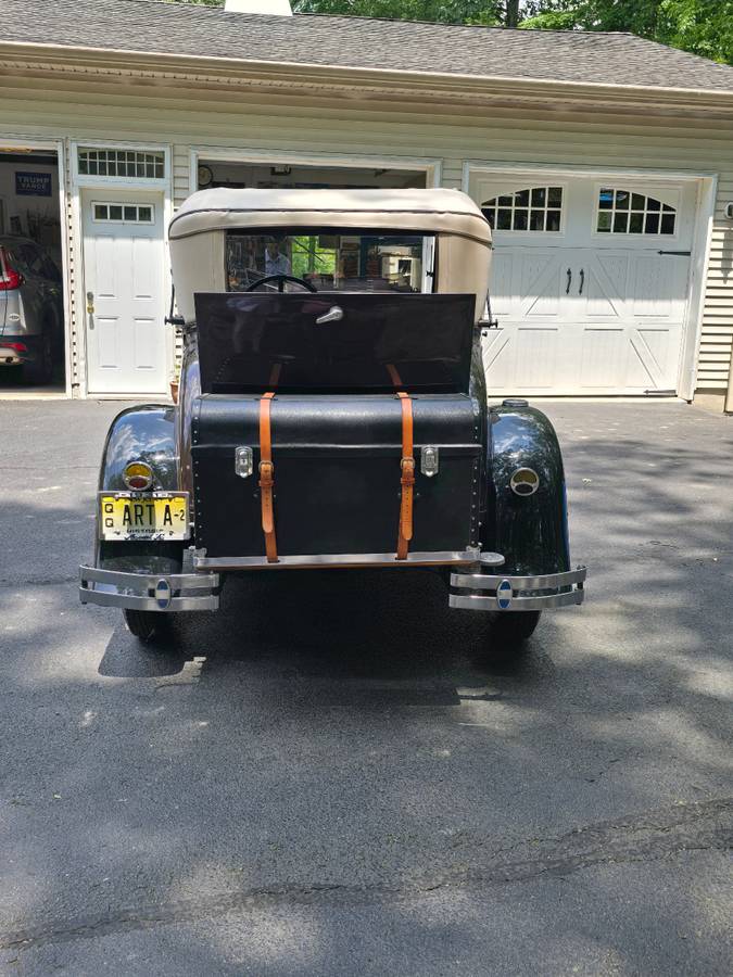 Ford-model-a-sport-coupe-1931-brown-8