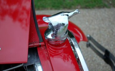 Ford-model-a-tudor-1928-red-17