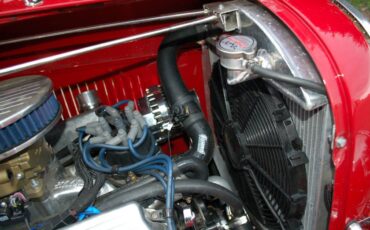 Ford-model-a-tudor-1928-red-22