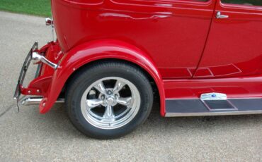 Ford-model-a-tudor-1928-red-6