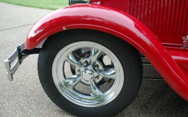 Ford-model-a-tudor-1928-red-7
