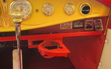 Ford-model-a-tudor-1931-yellow-19