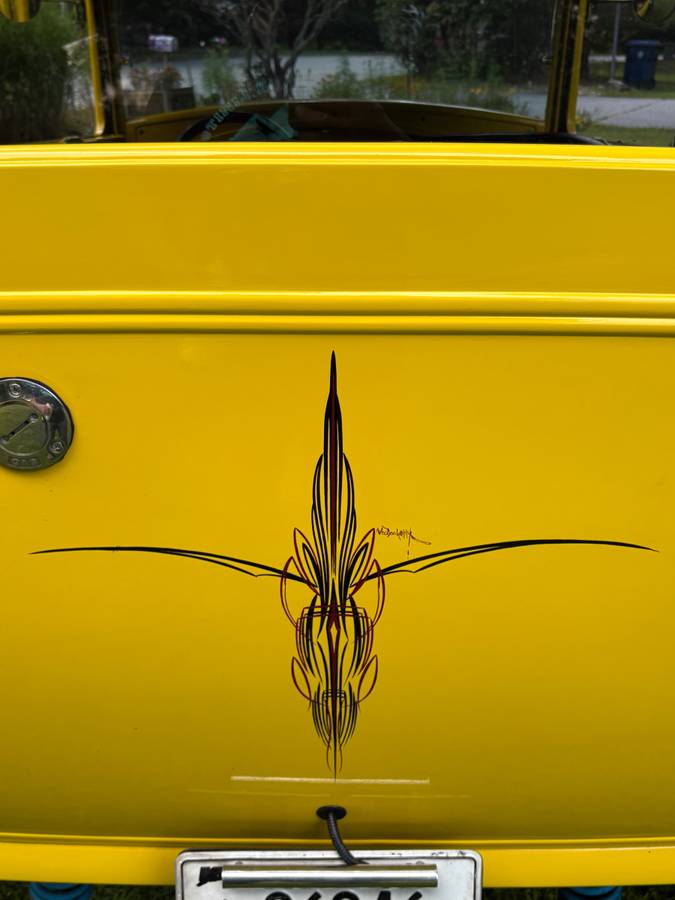 Ford-model-a-two-door-sedan-1930-yellow-4