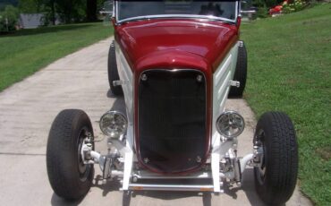 Ford-model-roadster-1932-red-2