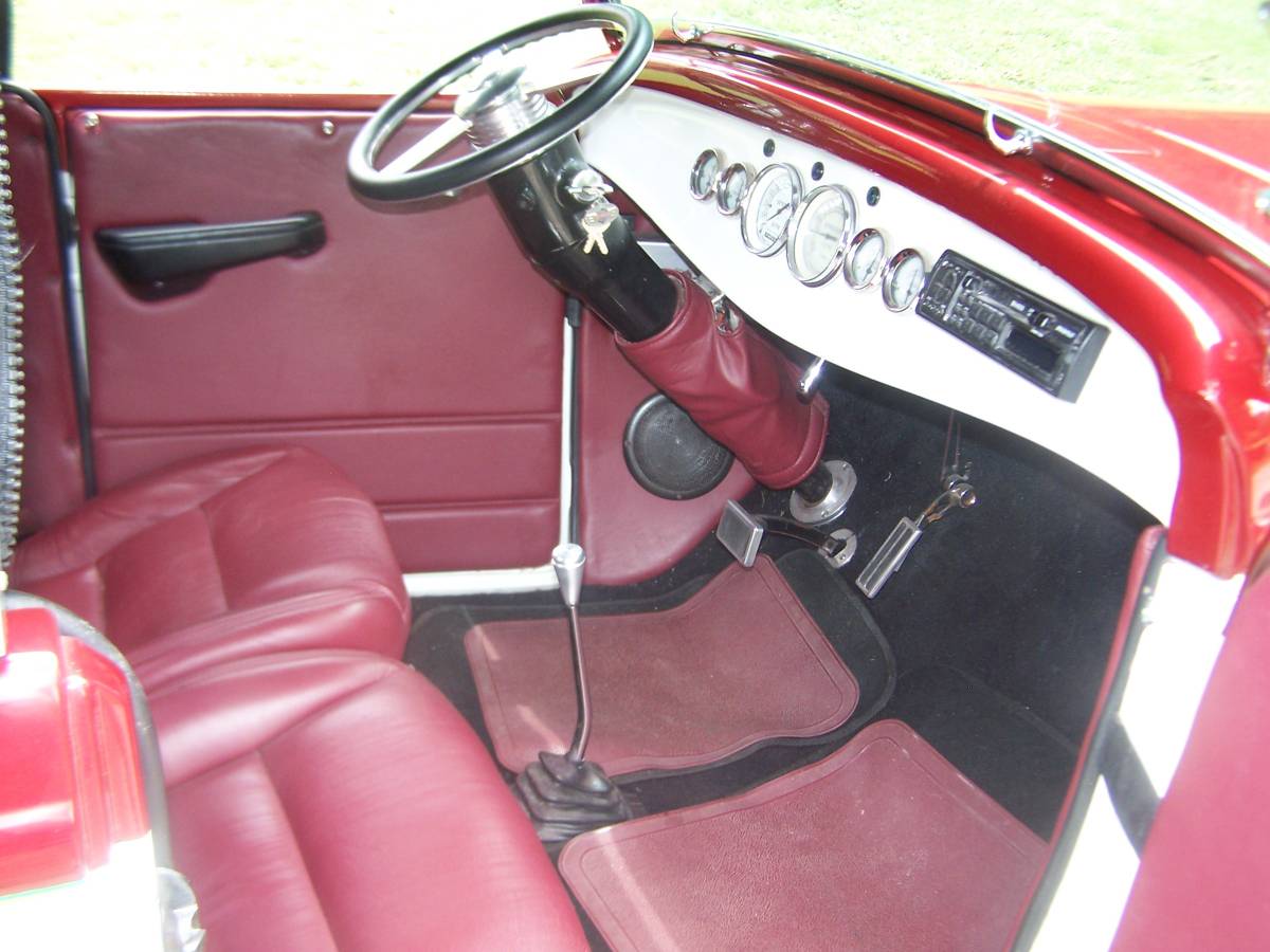 Ford-model-roadster-1932-red-9