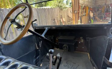 Ford-model-t-1915-black-5