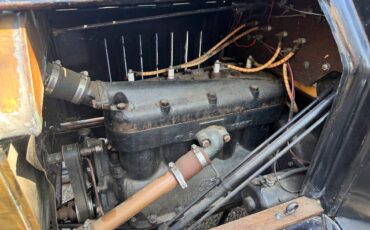 Ford-model-t-1915-black-7
