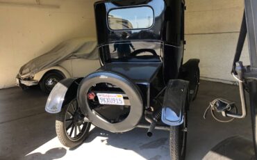 Ford-model-t-1922-black-2