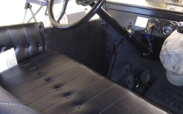 Ford-model-t-1924-black-3