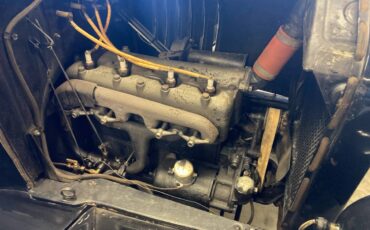 Ford-model-t-roadster-1923-black-3