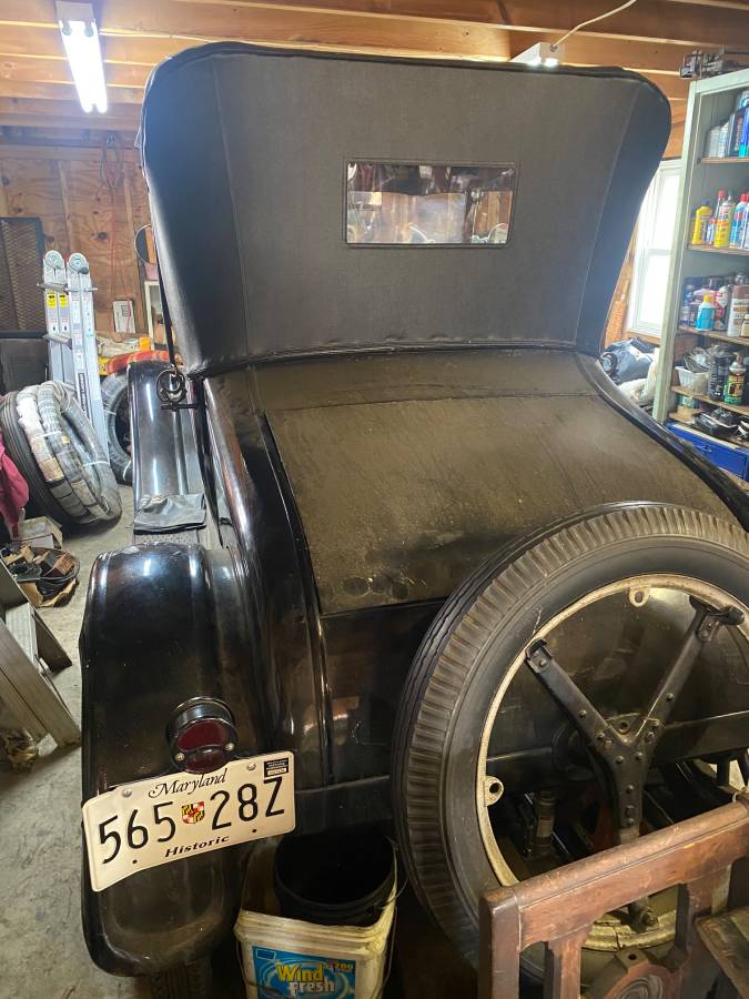 Ford-motel-t-1927-black