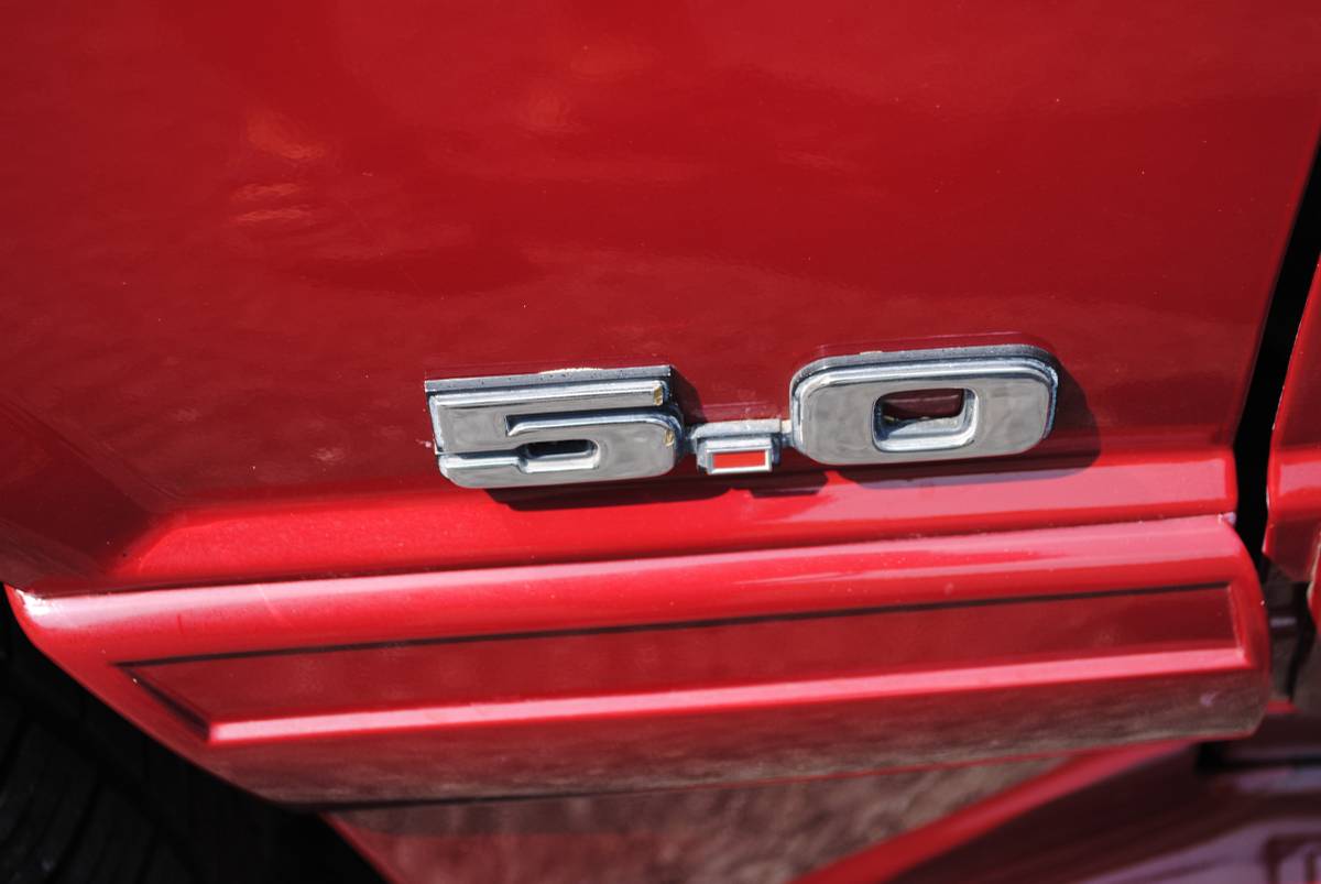 Ford-mustand-gt-convertible-1990-red-11