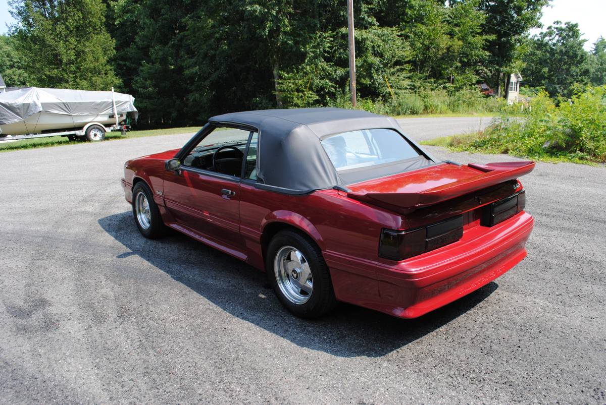 Ford-mustand-gt-convertible-1990-red-3