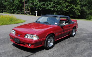 Ford-mustand-gt-convertible-1990-red