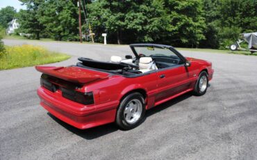 Ford-mustand-gt-convertible-1990-red-5