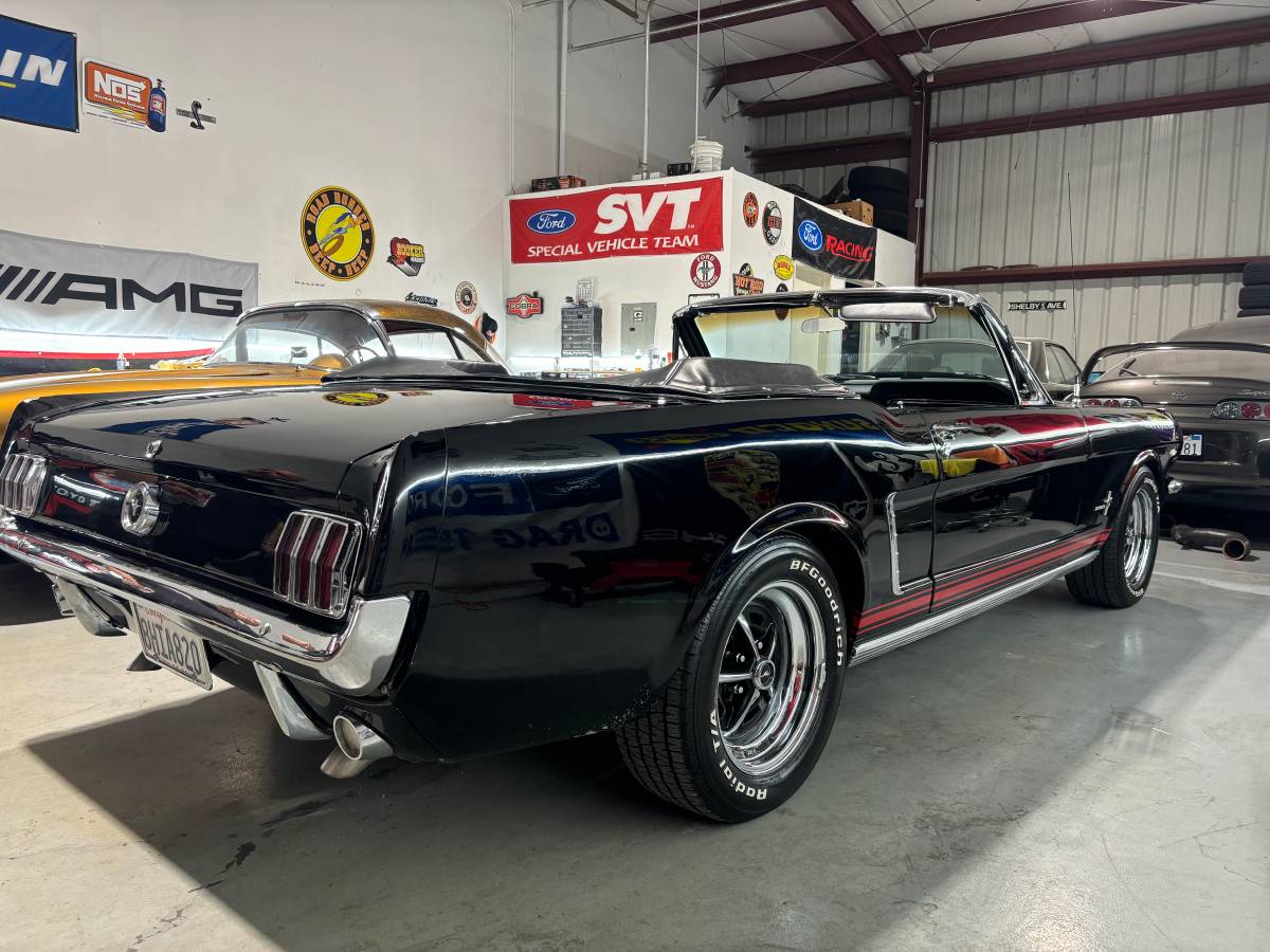 Ford-mustang-1965-2