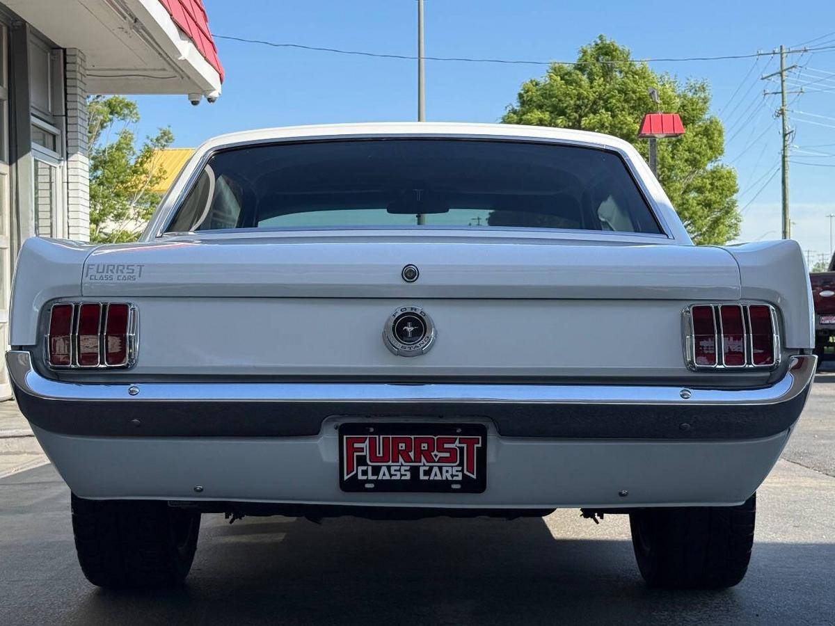 Ford-mustang-1965-white-5