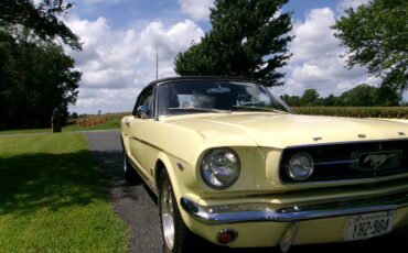 Ford-mustang-1965-yellow-1