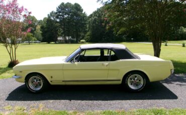 Ford-mustang-1965-yellow