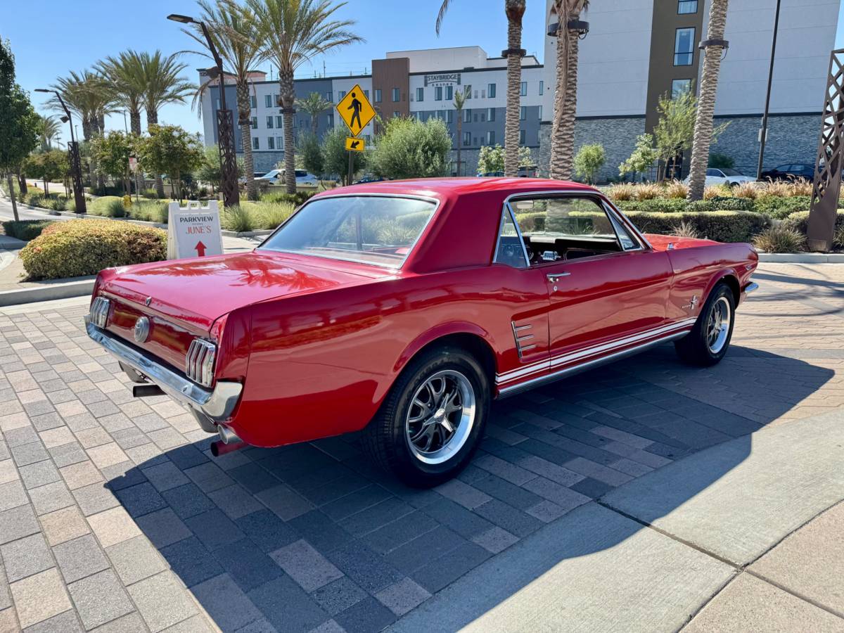 Ford-mustang-1966-10
