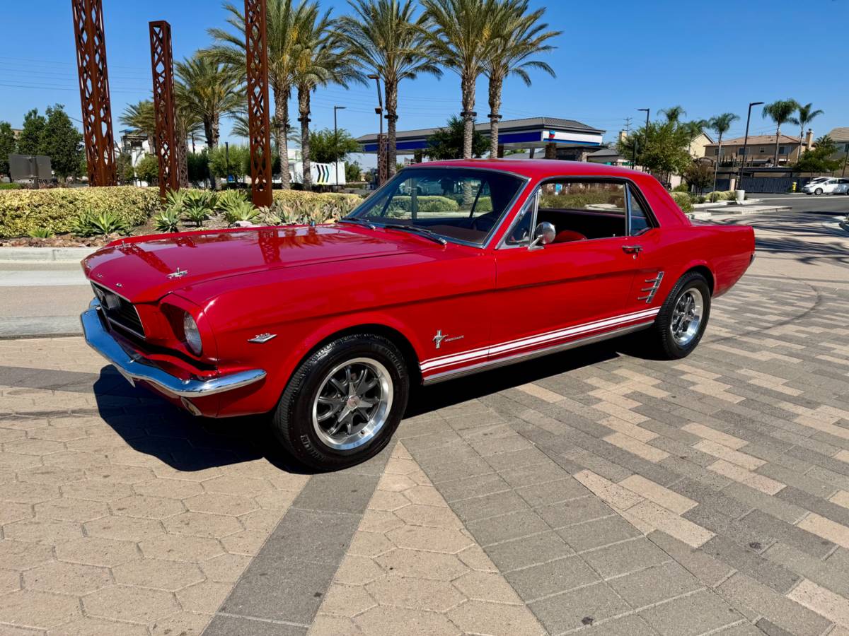 Ford-mustang-1966-2