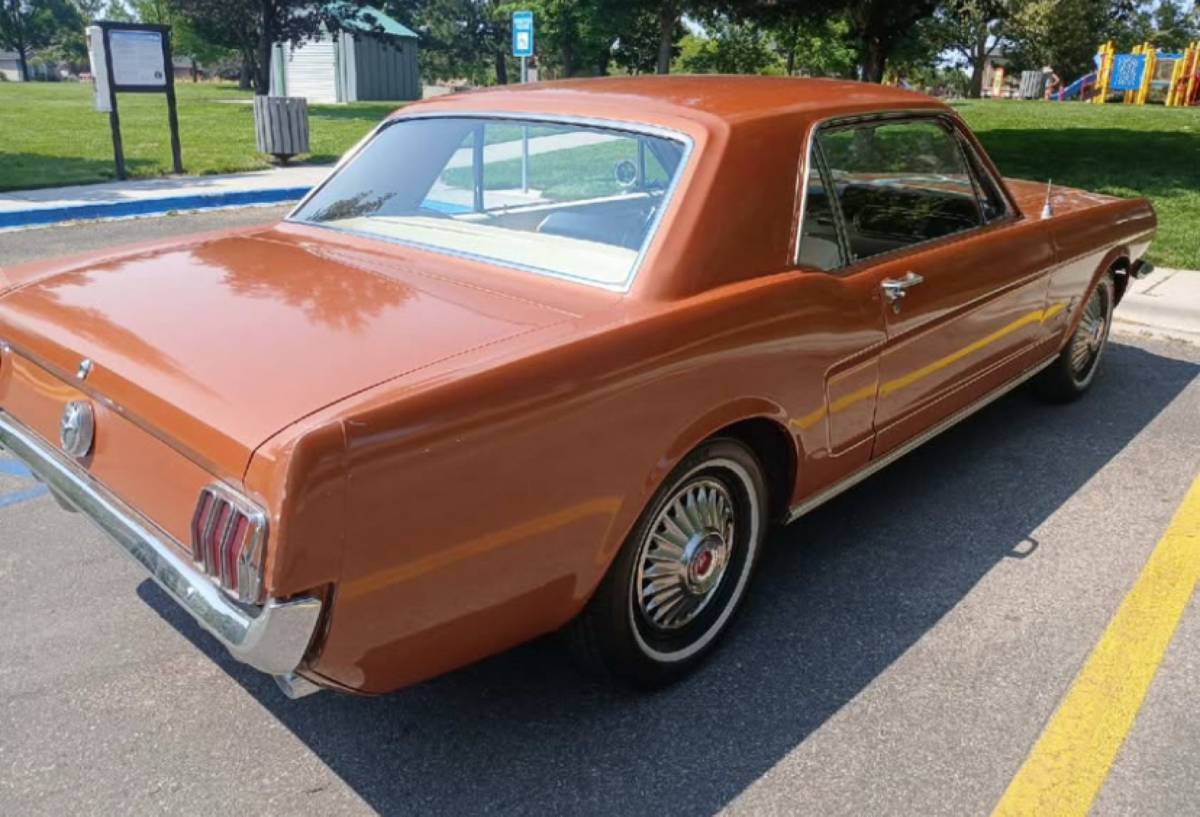 Ford-mustang-1966-4