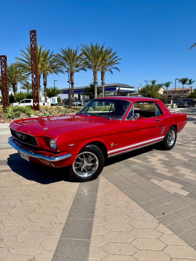 Ford-mustang-1966-4