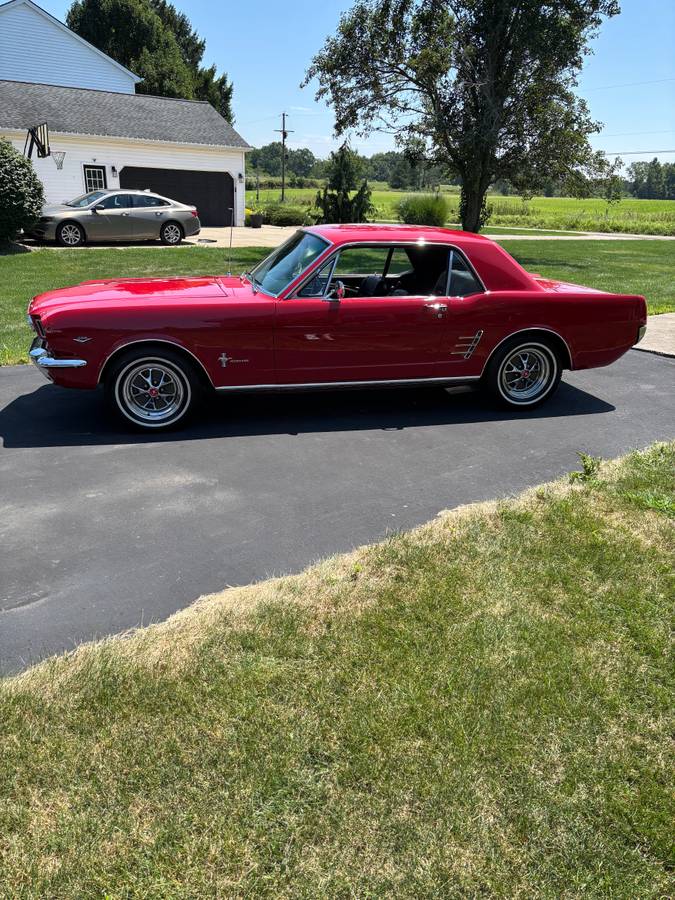 Ford-mustang-1966
