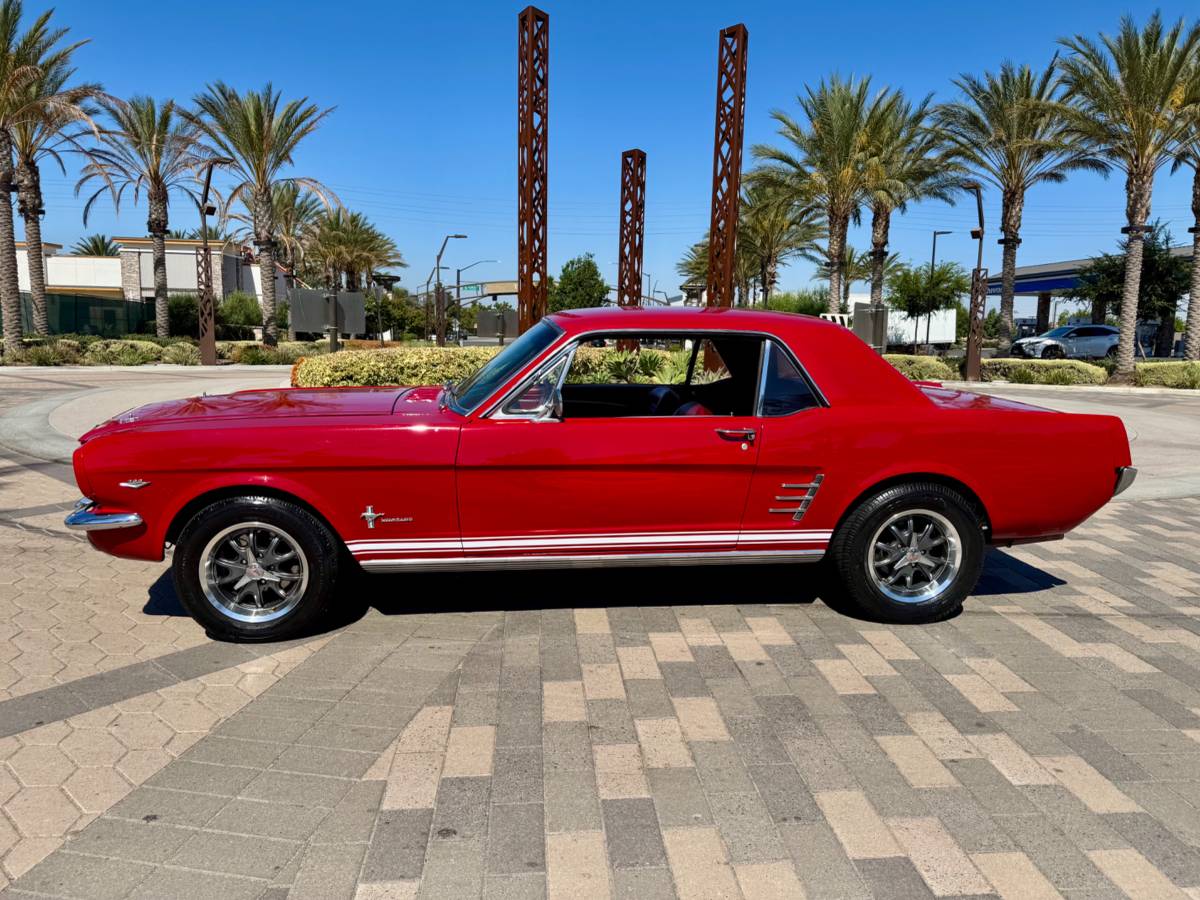 Ford-mustang-1966-5