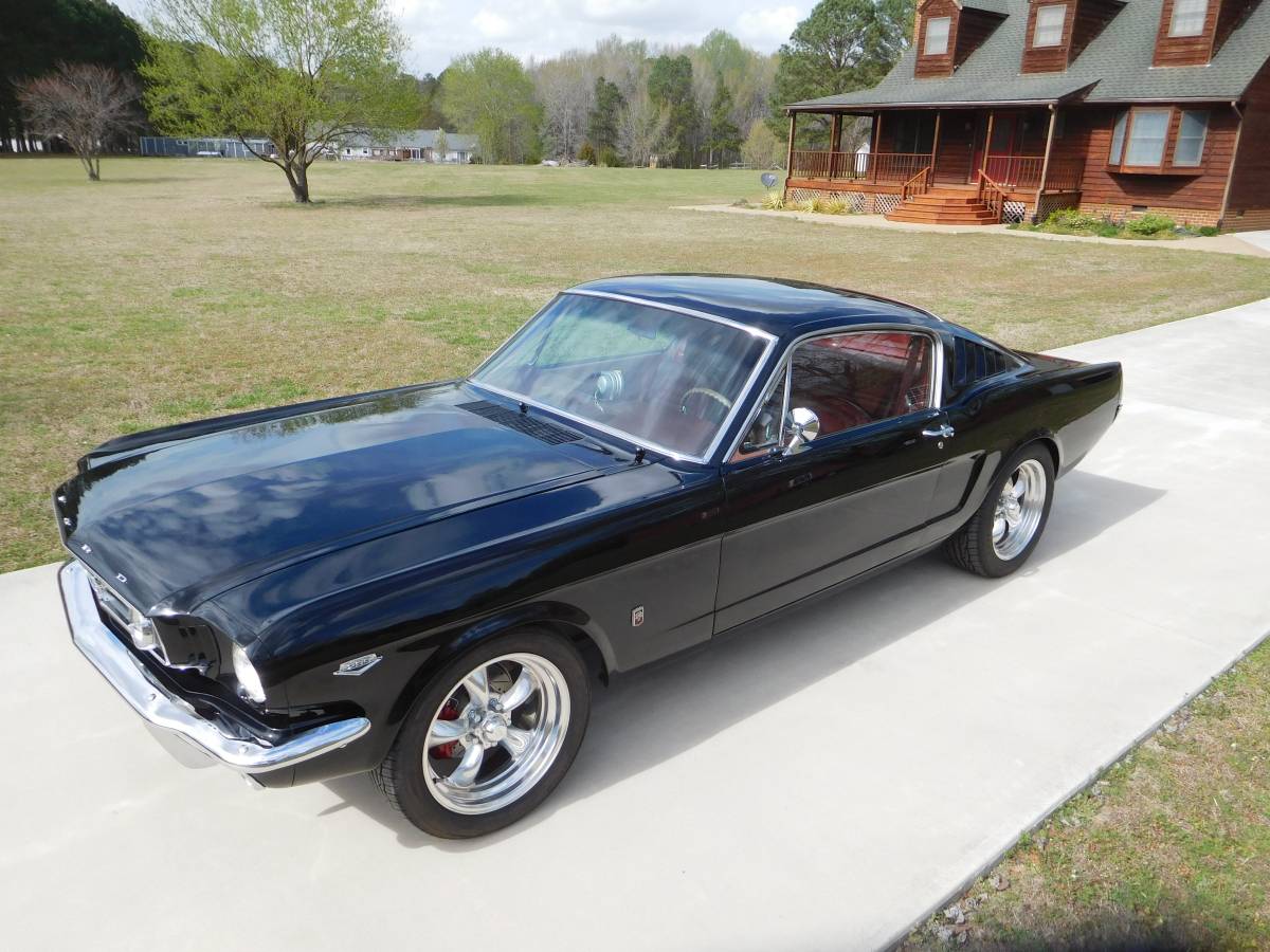 Ford-mustang-1966-black-10