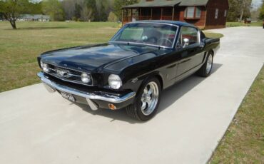 Ford-mustang-1966-black-2