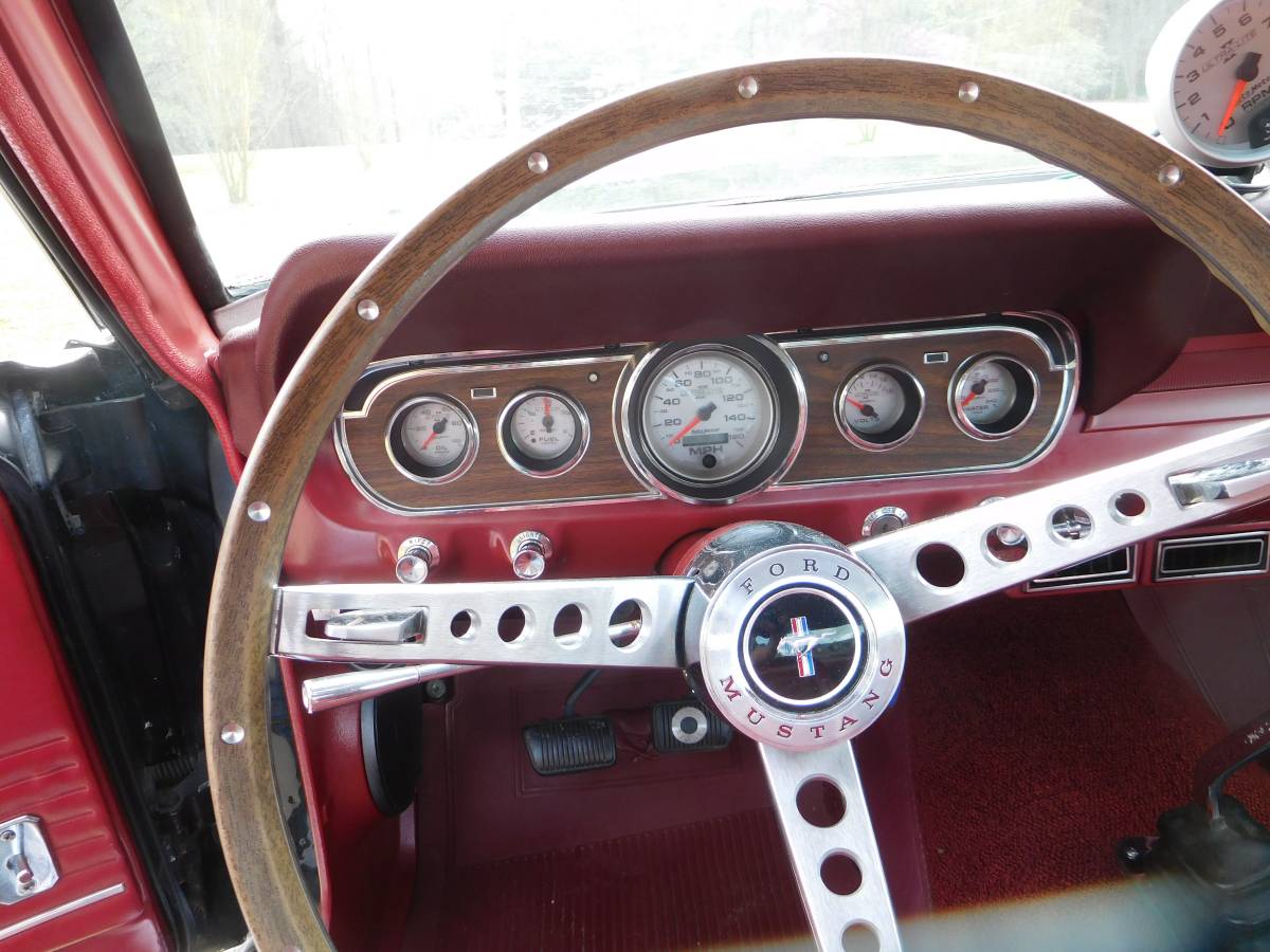 Ford-mustang-1966-black-7