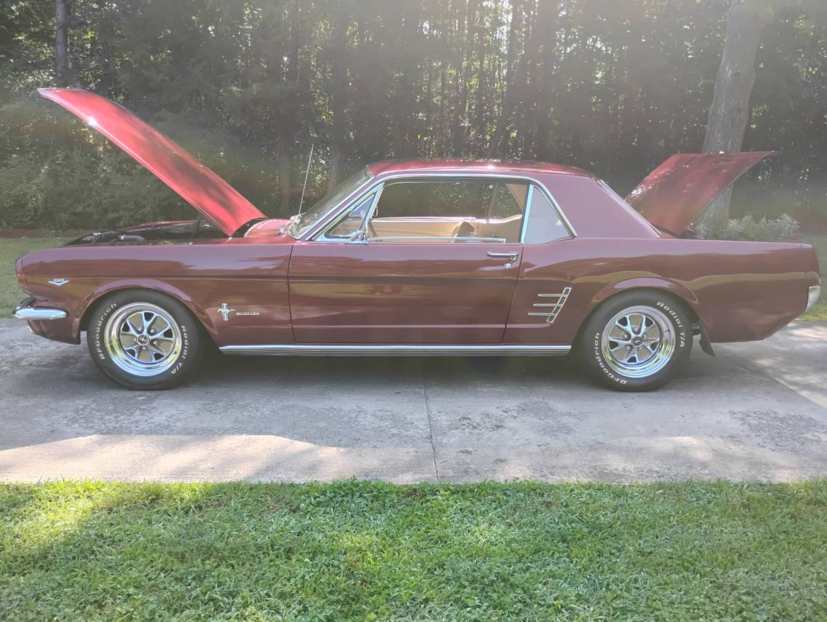 Ford-mustang-1966-custom-6