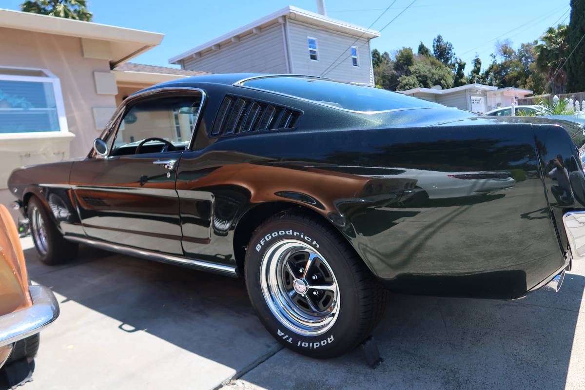 Ford-mustang-1966-green-5