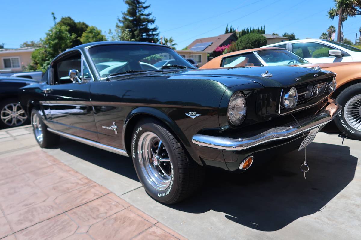 Ford-mustang-1966-green
