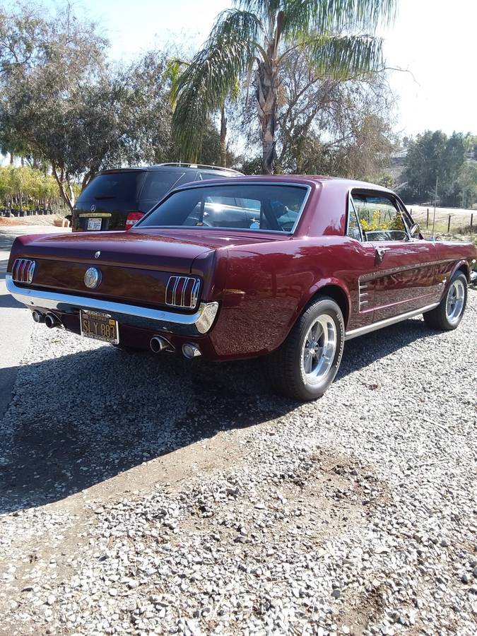 Ford-mustang-1966-purple-3