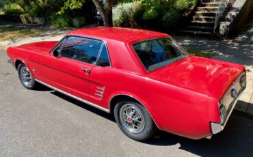 Ford-mustang-1966-red-1