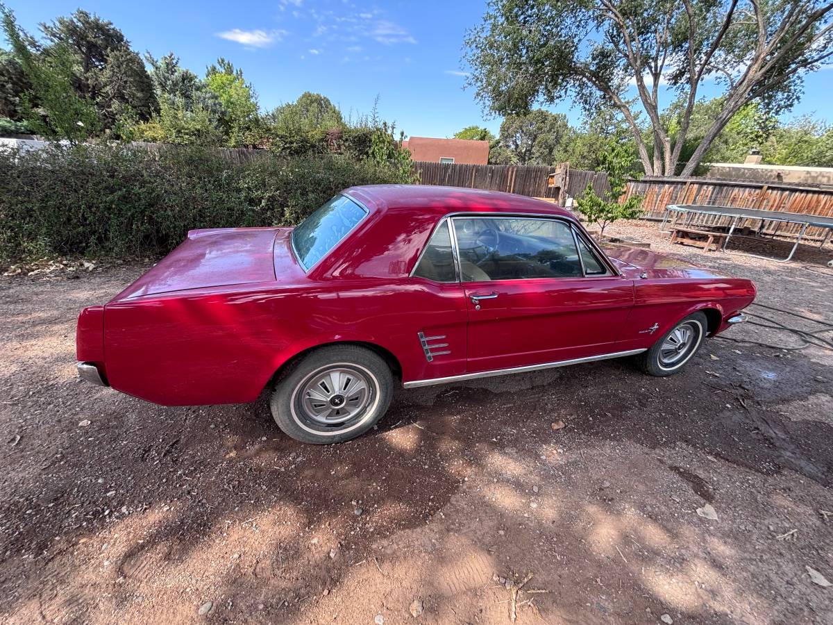 Ford-mustang-1966-red-3