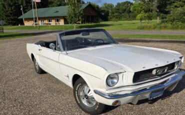 Ford-mustang-1966-white-1