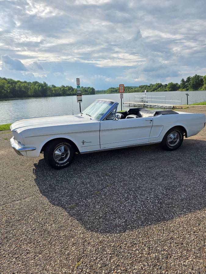 Ford-mustang-1966-white-14