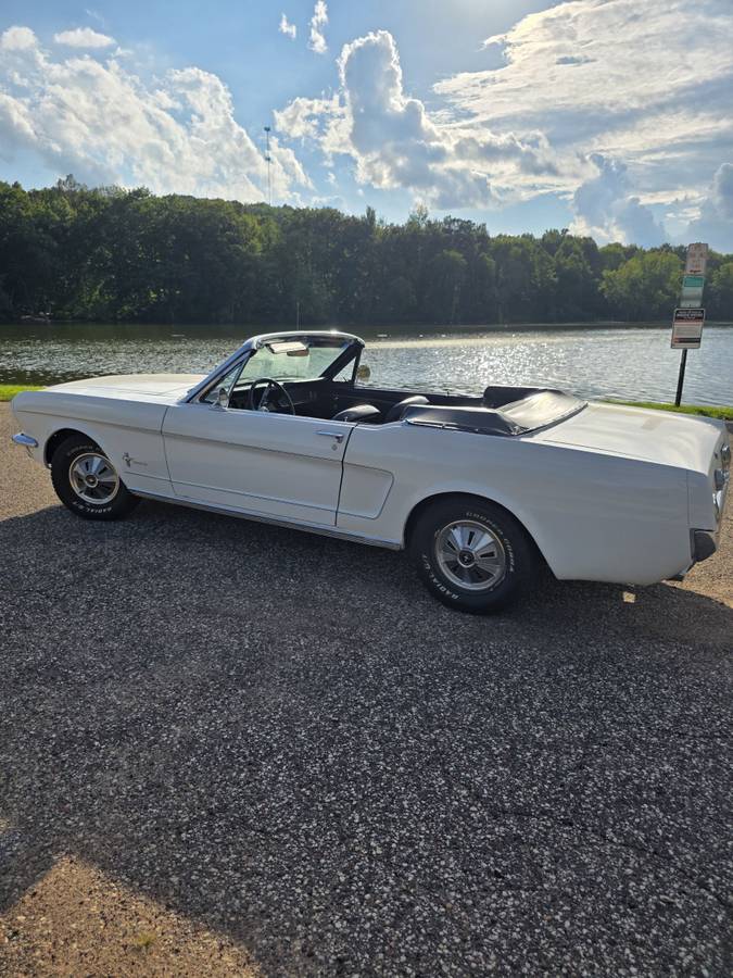 Ford-mustang-1966-white-15