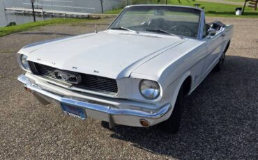 Ford-mustang-1966-white-16