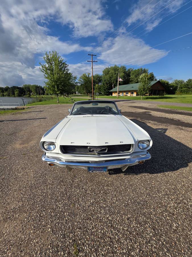 Ford-mustang-1966-white-3