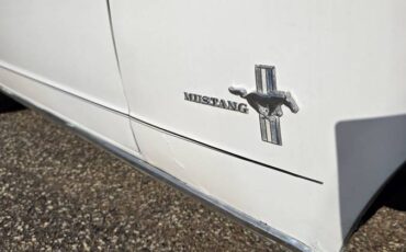 Ford-mustang-1966-white-4
